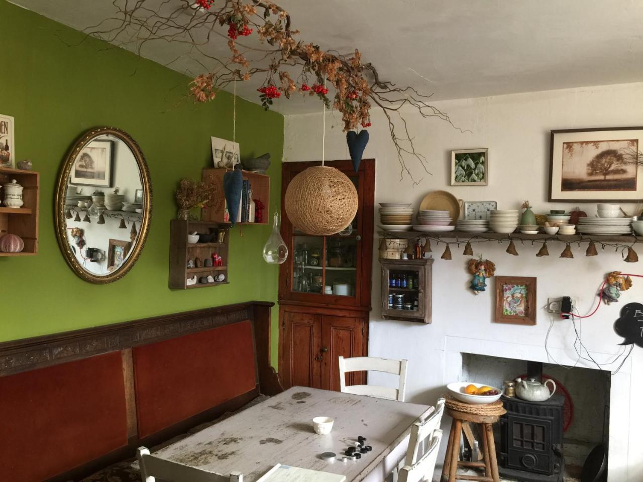 مبيت وإفطار غلاستونبري Moon In The Apple Tree المظهر الخارجي الصورة